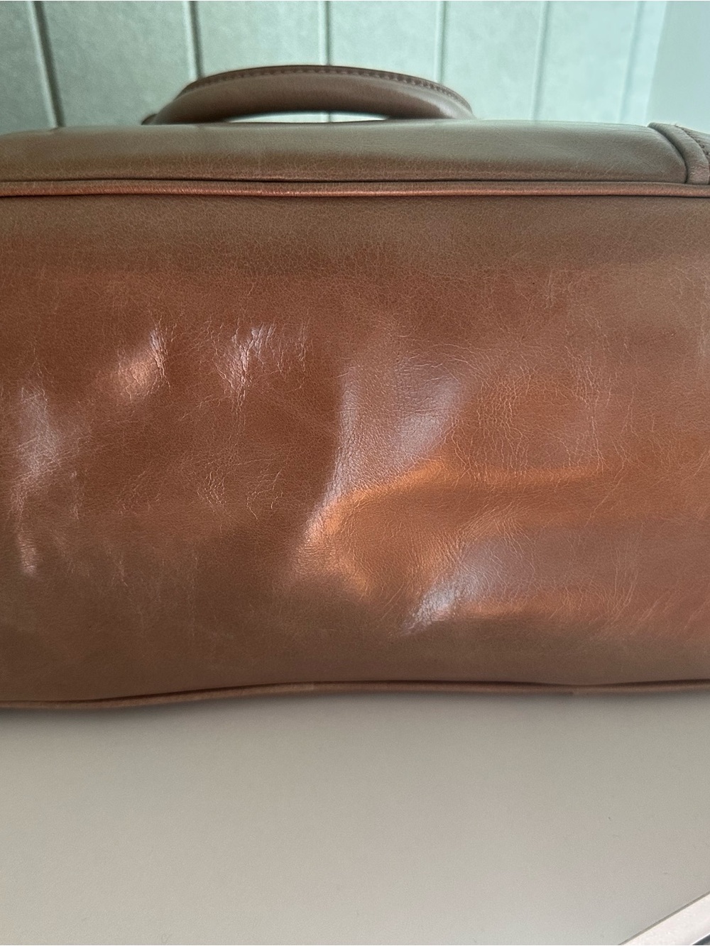 Prada taupe leather tote with gold hardware - Picture 4 of 7